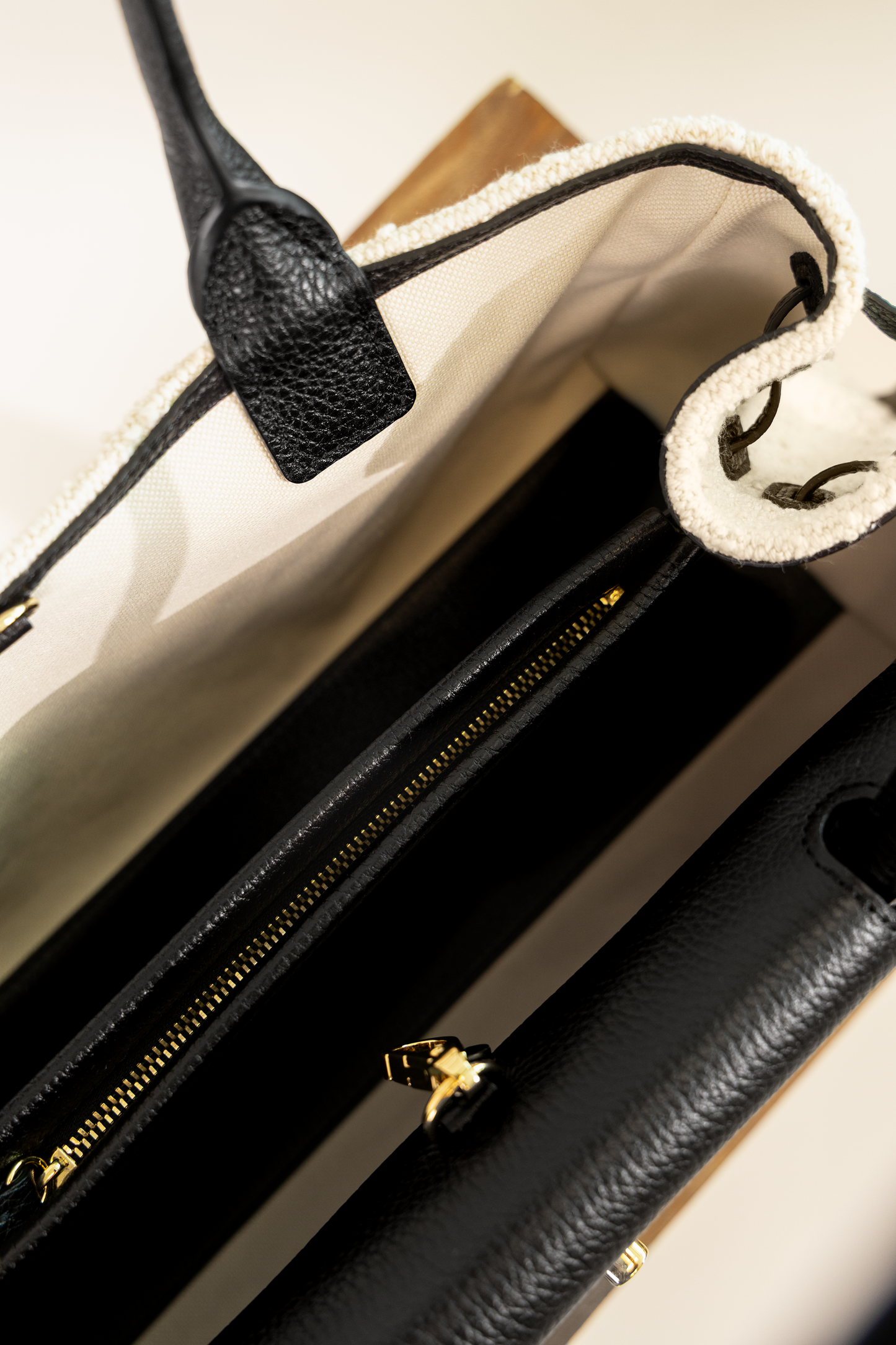 Chanel Small Shopping Bag in Black Calfskin/White Tweed