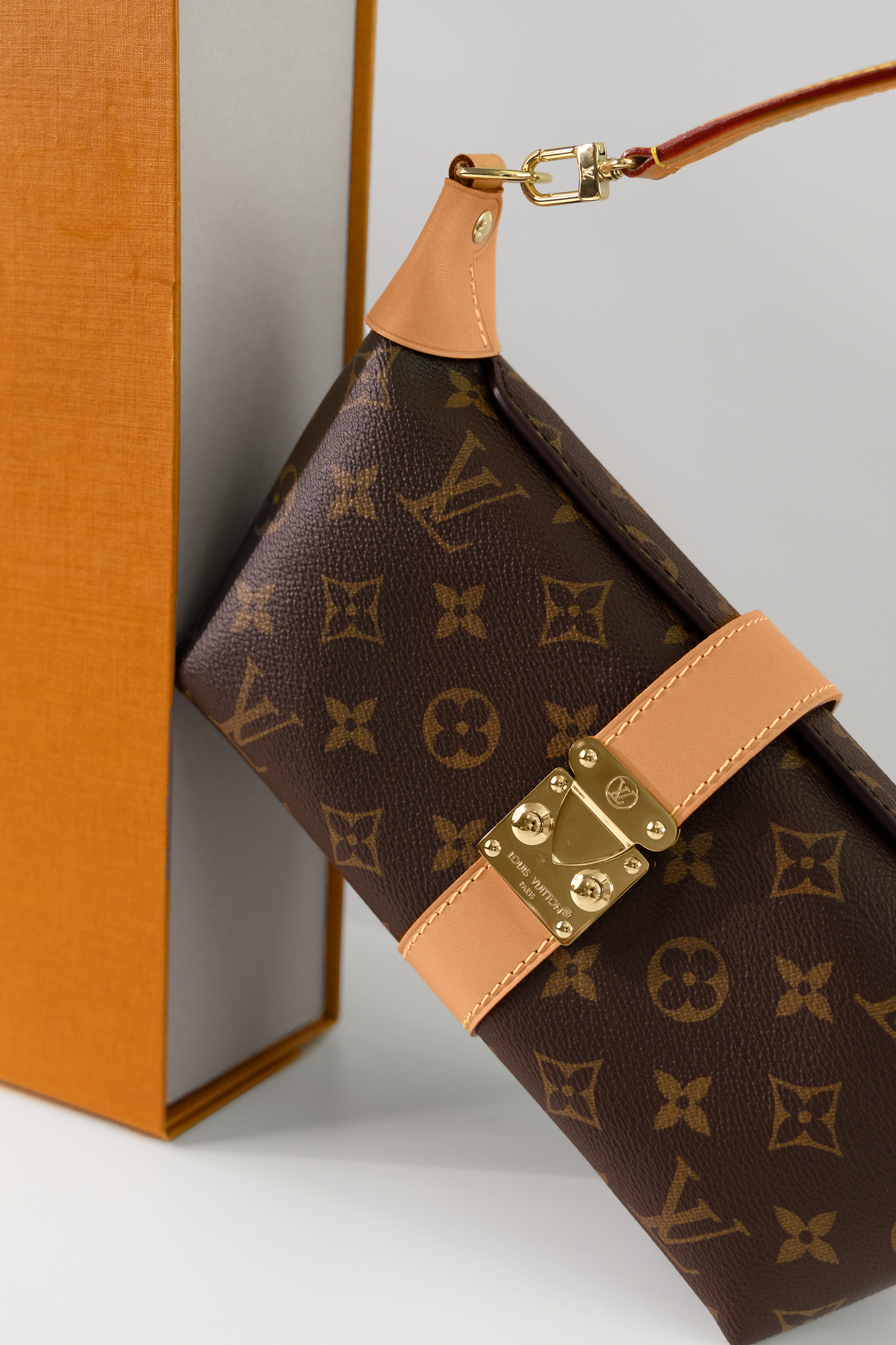 Louis Vuitton Pochette Mia Monogram Bag