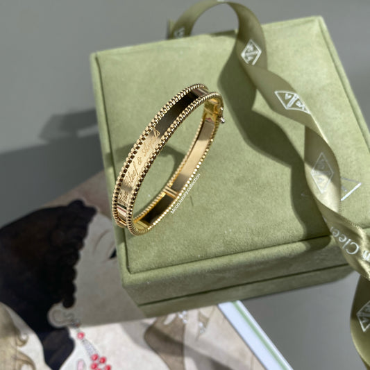 Van Cleef & Arpels Bangle
