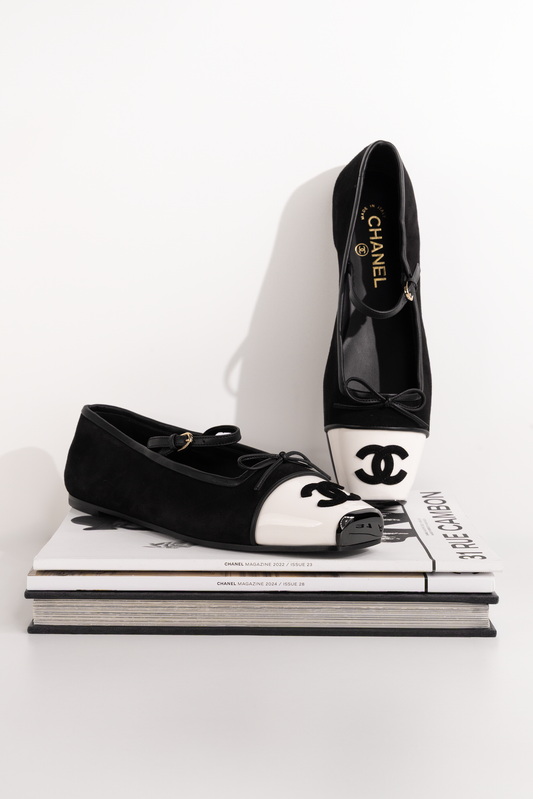 Chanel Mary Janes in Black/White